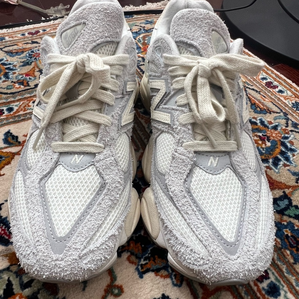 New Balance 9060 sneakers